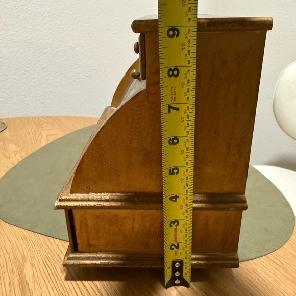 Vintage Wooden Jewelry Box - Picture 10 of 11